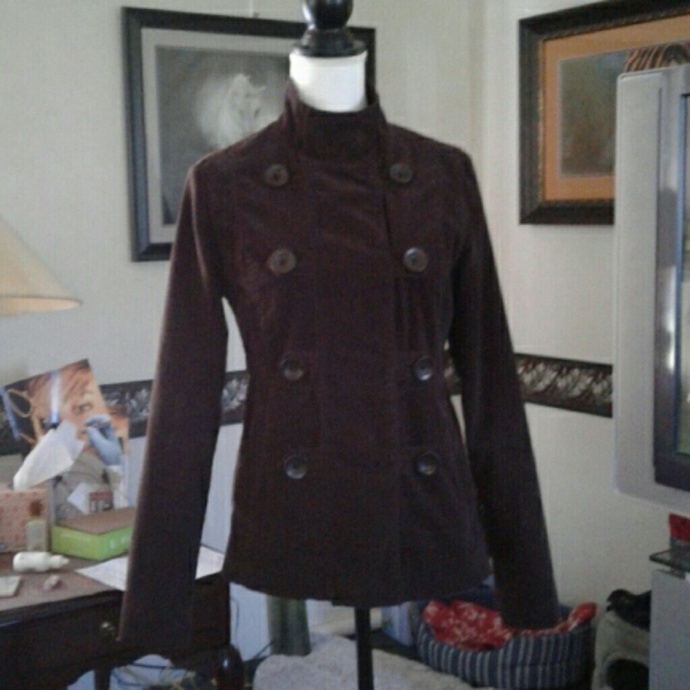 Military style light weight jacket.